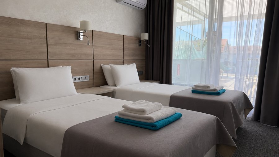 Стандарт с террасой — номер санатория «Бирюза» — фото 4